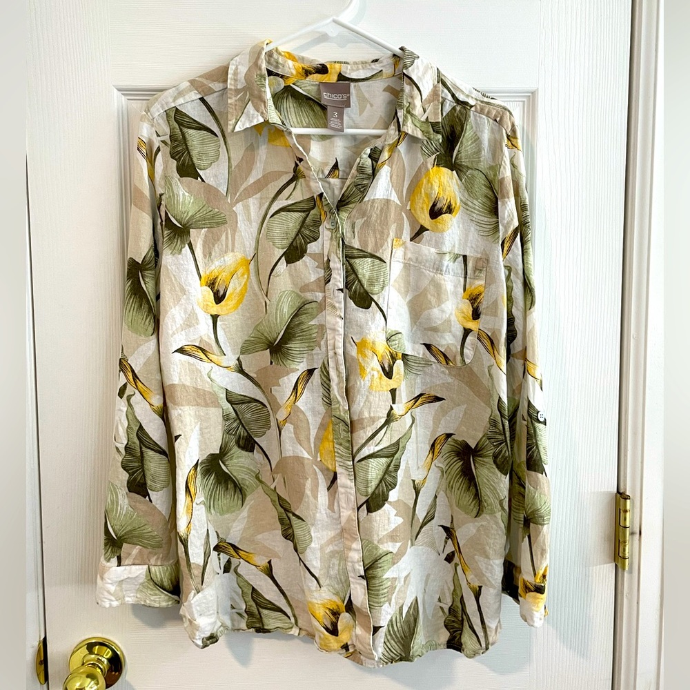 Chicos size 3 floral button down